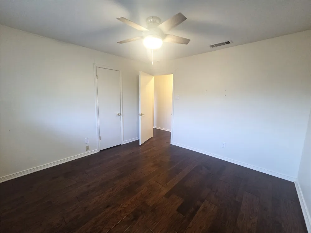 9334 Hunters Creek Drive Dallas, TX 75243