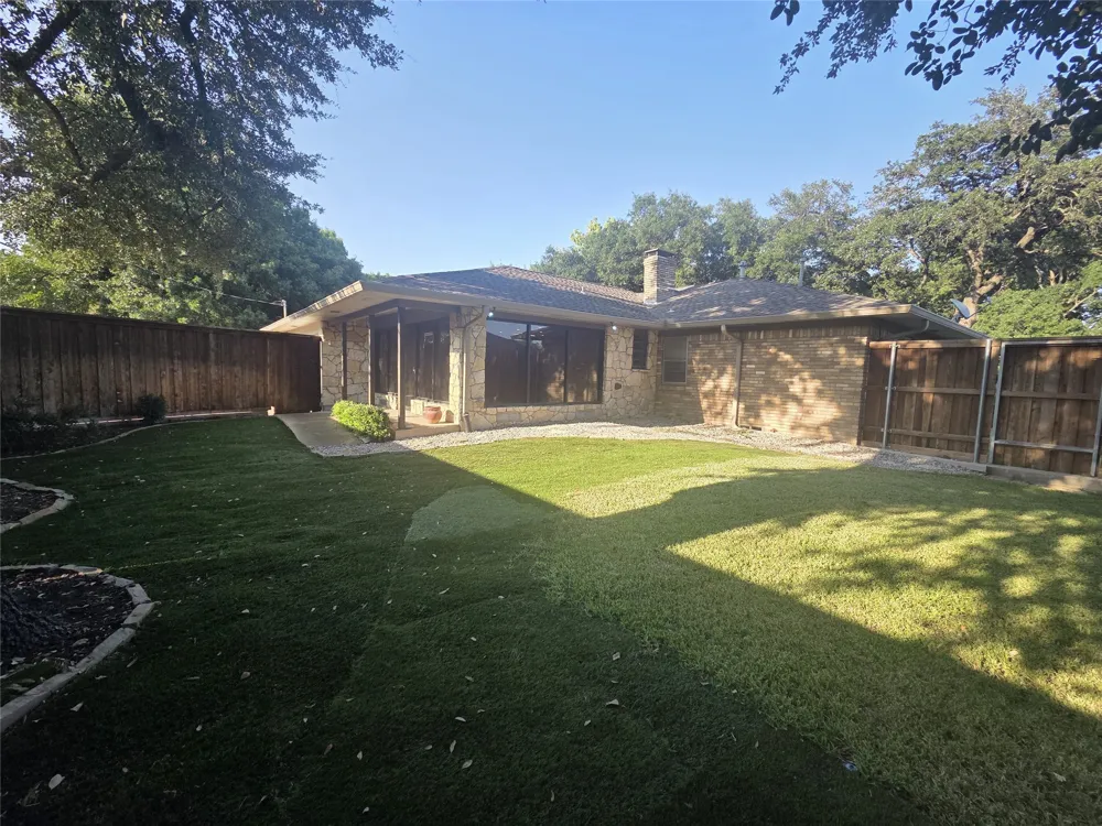 9334 Hunters Creek Drive Dallas, TX 75243