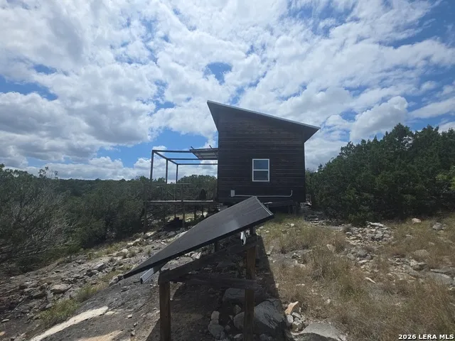245 SD 46068 Rocksprings, TX 78880