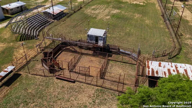 11224 Atkins Road Atascosa, TX 78002