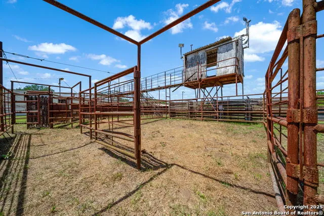 11224 Atkins Road Atascosa, TX 78002