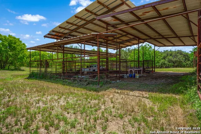 11224 Atkins Road Atascosa, TX 78002