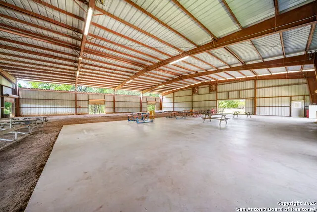 11224 Atkins Road Atascosa, TX 78002