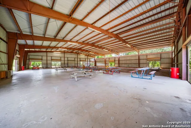 11224 Atkins Road Atascosa, TX 78002