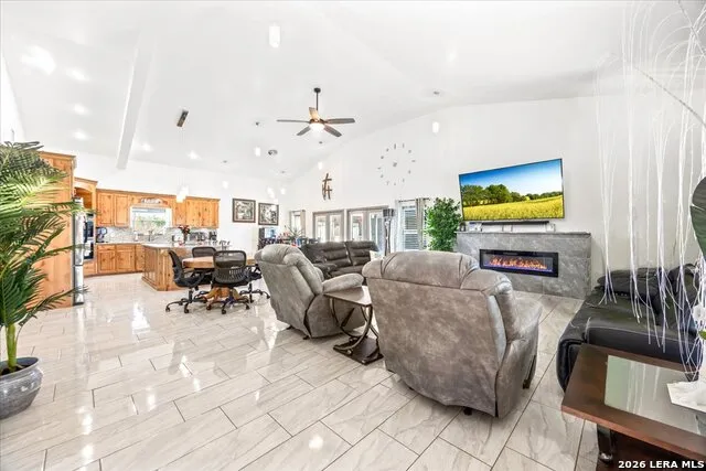 6653 Fm 539 Floresville, TX 78114