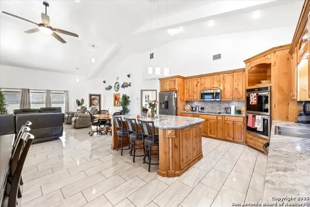 6653 Fm 539 Floresville, TX 78114