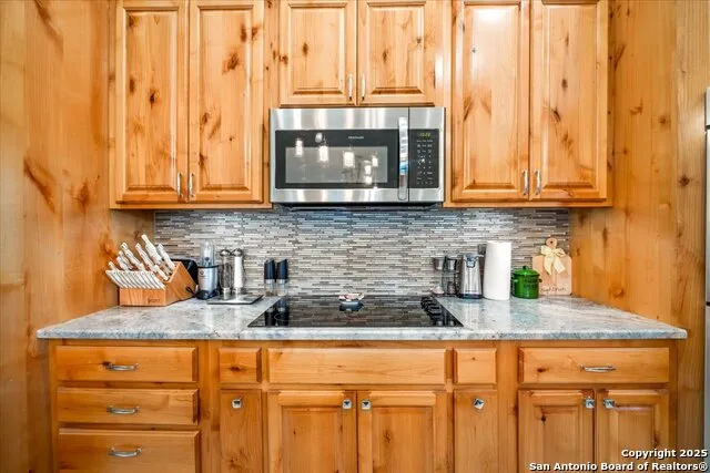 6653 Fm 539 Floresville, TX 78114