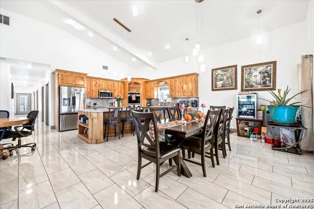 6653 Fm 539 Floresville, TX 78114