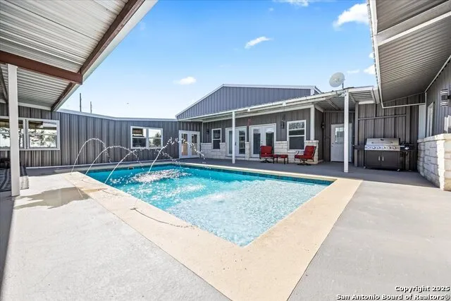 6653 Fm 539 Floresville, TX 78114