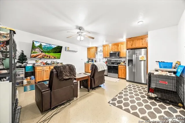 6653 Fm 539 Floresville, TX 78114