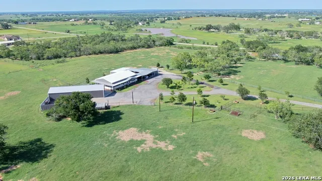 6653 Fm 539 Floresville, TX 78114