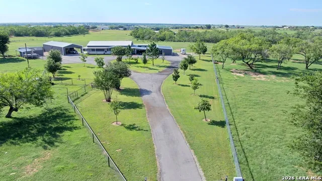 6653 Fm 539 Floresville, TX 78114