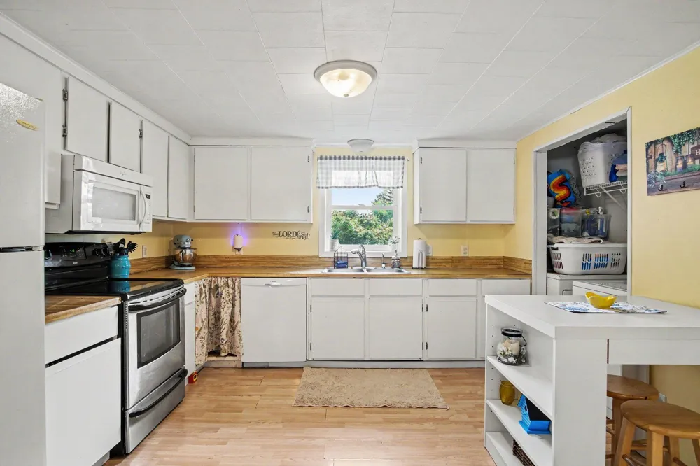 7896 W 56th Street Fremont, MI 49412
