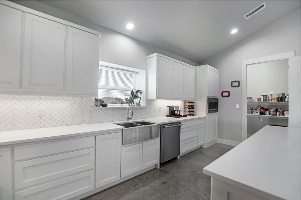 620 Ewing Road Ferris, TX 75125