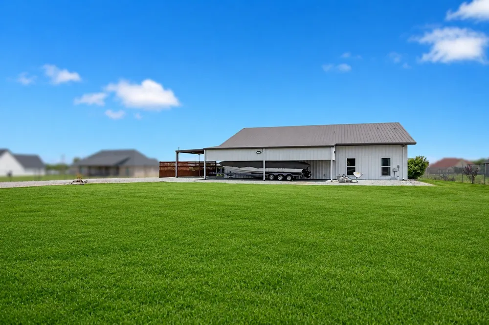620 Ewing Road Ferris, TX 75125