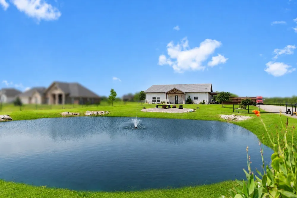 620 Ewing Road Ferris, TX 75125