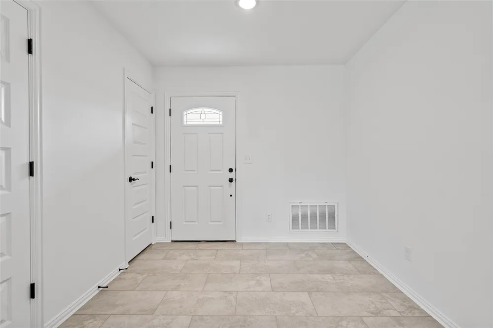 1906 Topaz Road Pryor, OK 74361