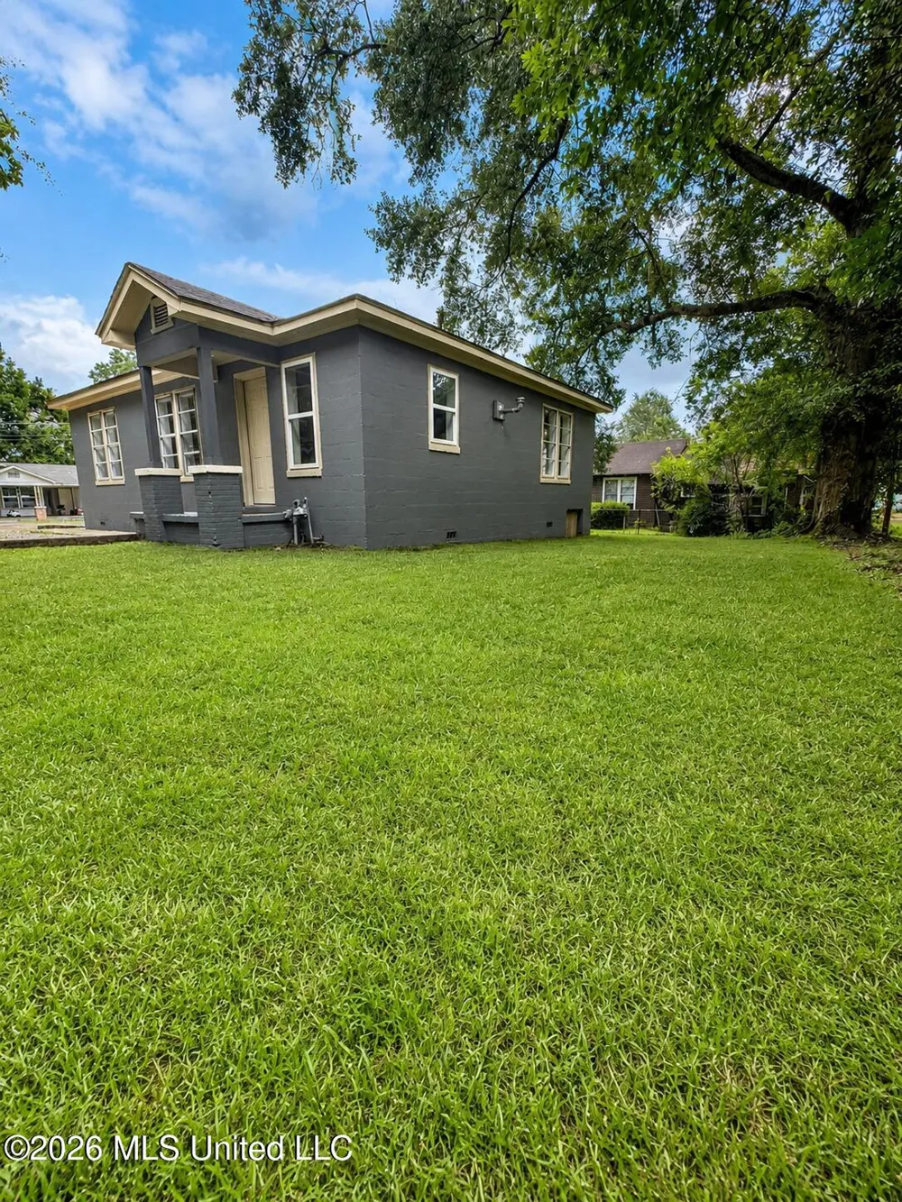 520 1st Street Magee, MS 39111