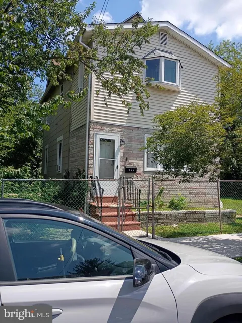 380 GARDEN AVENUE