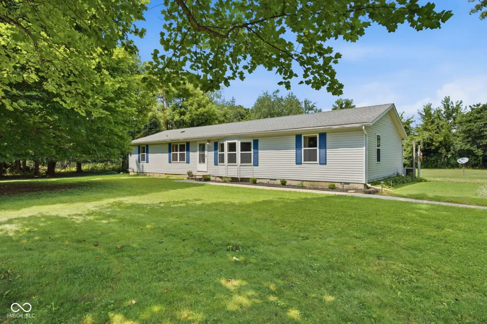 2572 W Buckingham Drive Crawfordsville, IN 47933