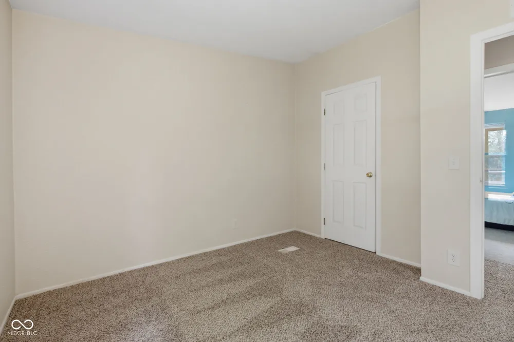 2572 W Buckingham Drive Crawfordsville, IN 47933