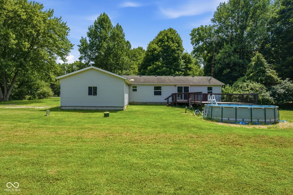 2572 W Buckingham Drive Crawfordsville, IN 47933