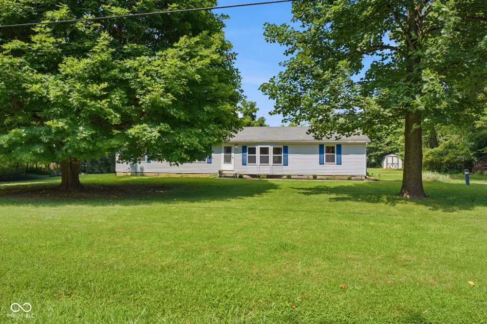 2572 W Buckingham Drive Crawfordsville, IN 47933