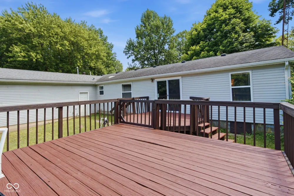 2572 W Buckingham Drive Crawfordsville, IN 47933