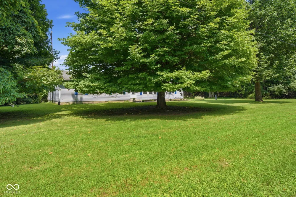 2572 W Buckingham Drive Crawfordsville, IN 47933