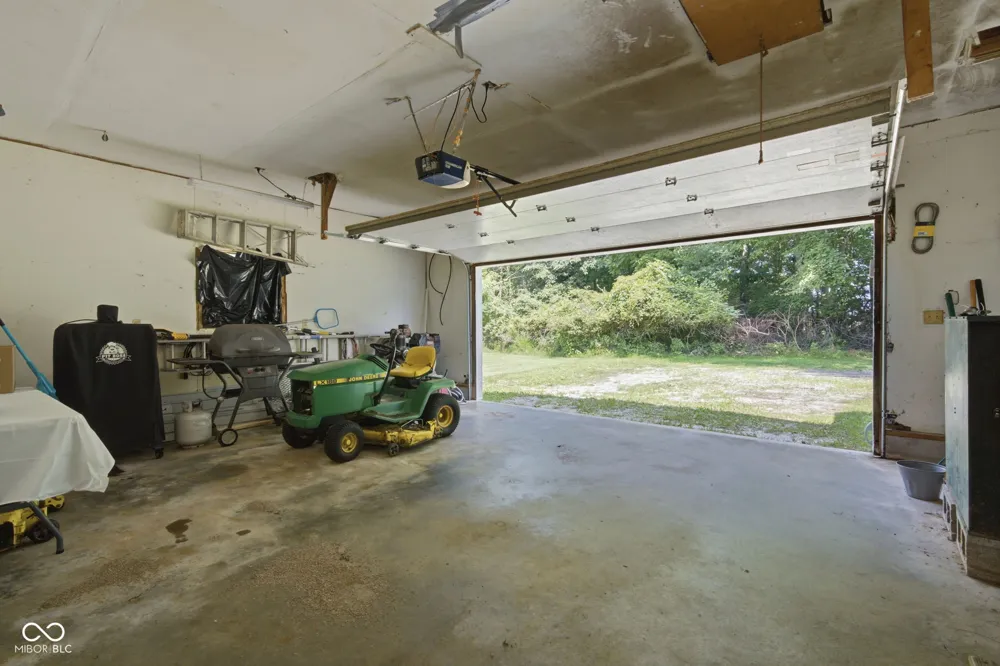 2572 W Buckingham Drive Crawfordsville, IN 47933