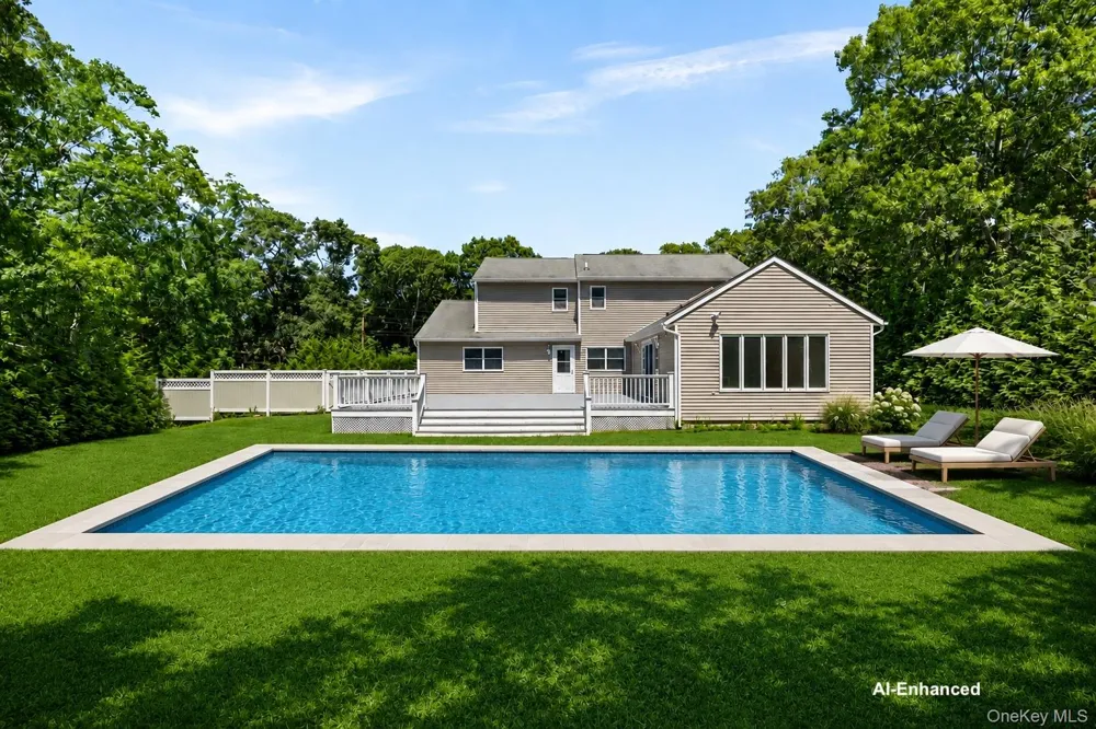 39 Sherwood Road Hampton Bays, NY 11946