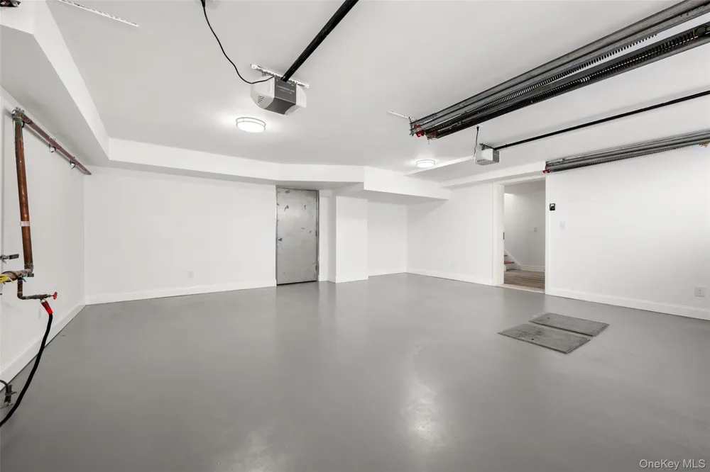 4 Angelas Place #1 Bronx, NY 10465