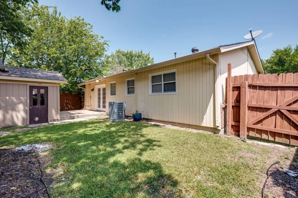 924 Meadow Mead Drive Allen, TX 75002