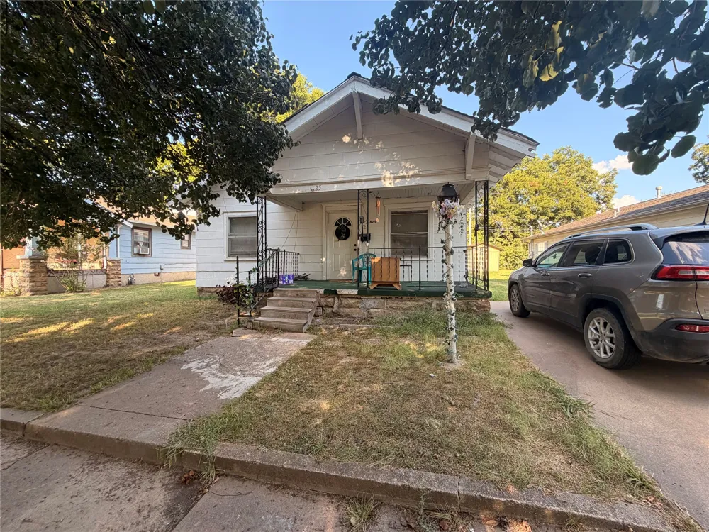 625 Griffin Avenue Okmulgee, OK 74447