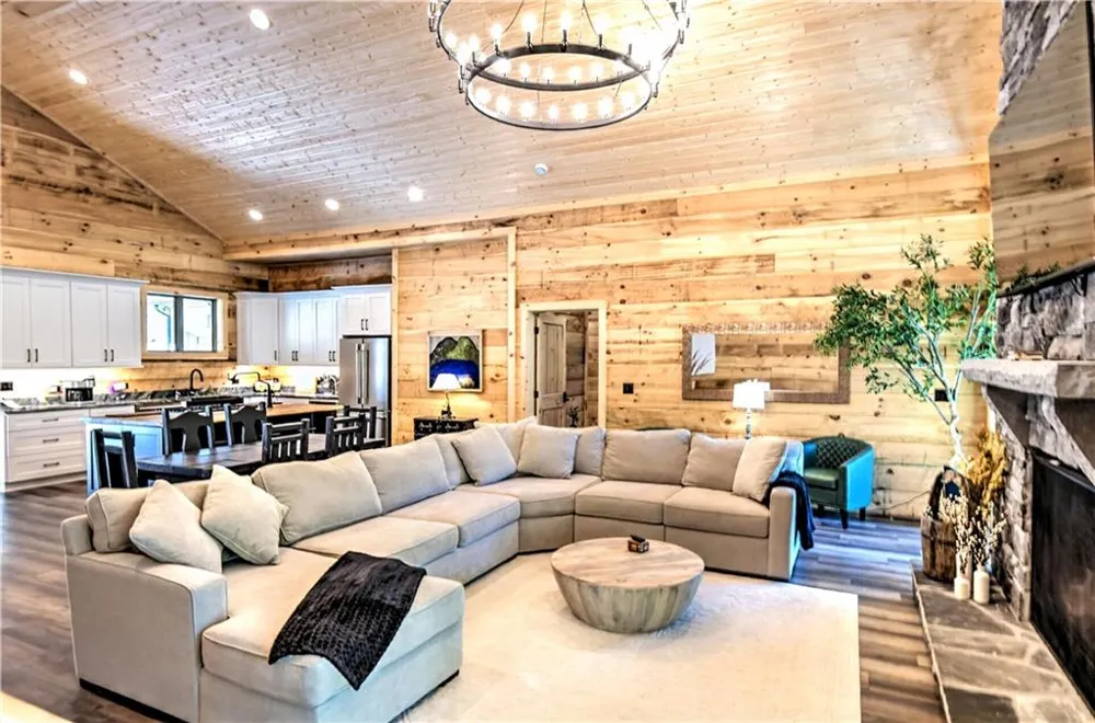 245 Bear Paw Trail Blue Ridge, GA 30513