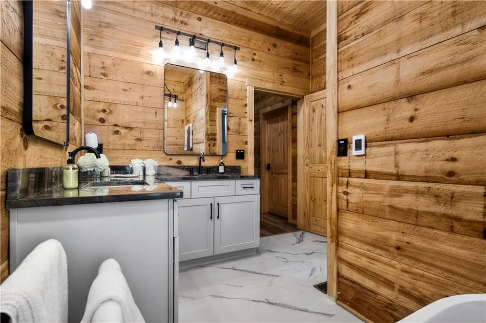 245 Bear Paw Trail Blue Ridge, GA 30513