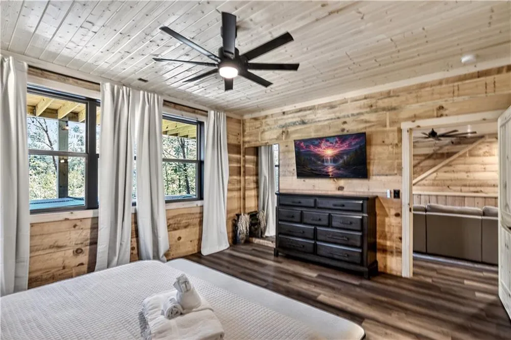 245 Bear Paw Trail Blue Ridge, GA 30513