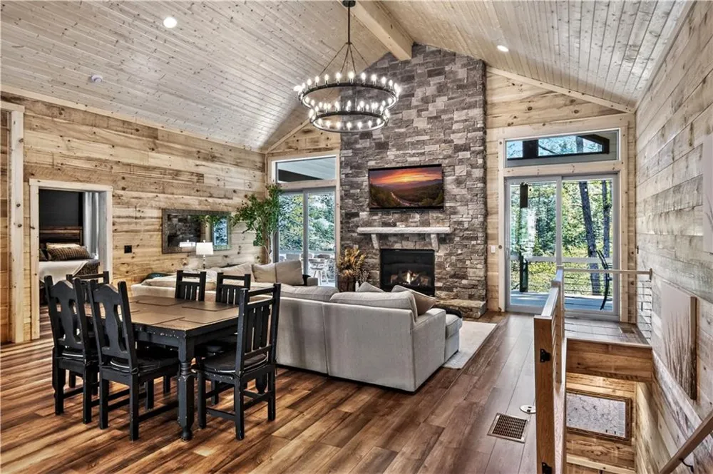 245 Bear Paw Trail Blue Ridge, GA 30513