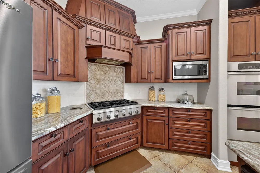 535 Evans Street Winnie, TX 77665