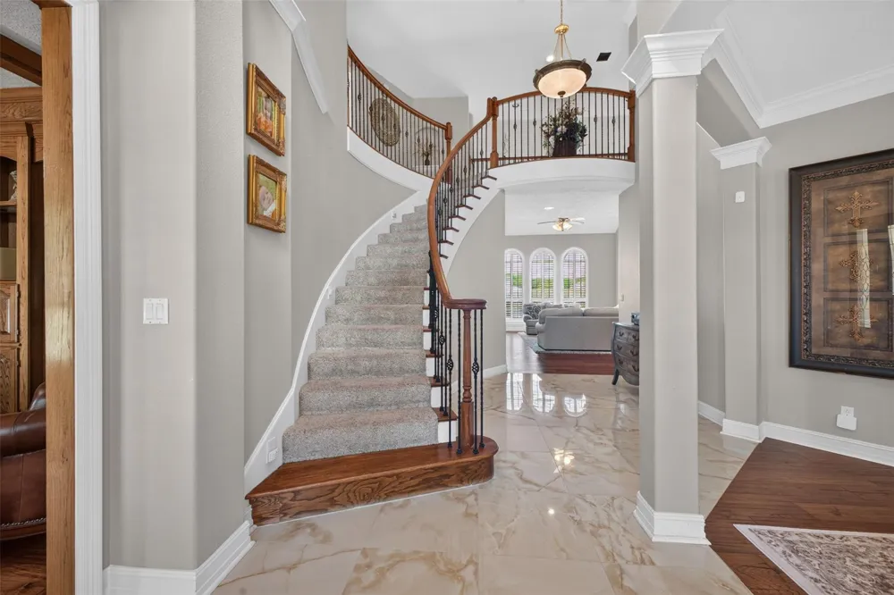535 Evans Street Winnie, TX 77665