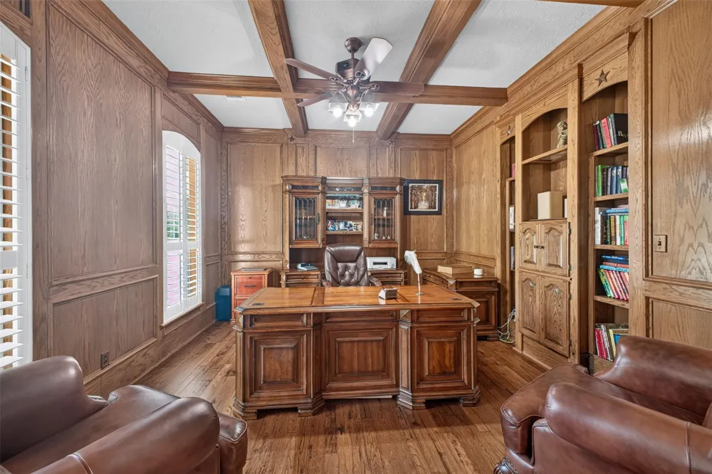 535 Evans Street Winnie, TX 77665