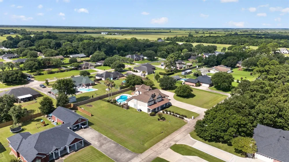 535 Evans Street Winnie, TX 77665