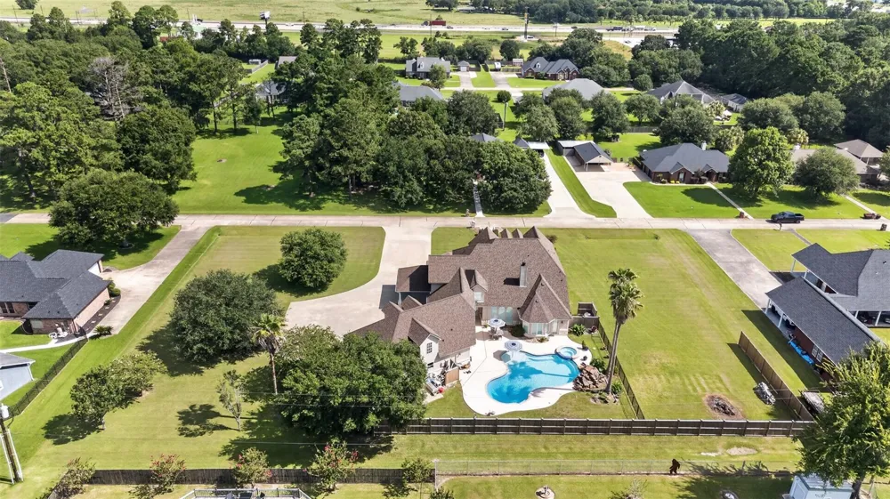 535 Evans Street Winnie, TX 77665