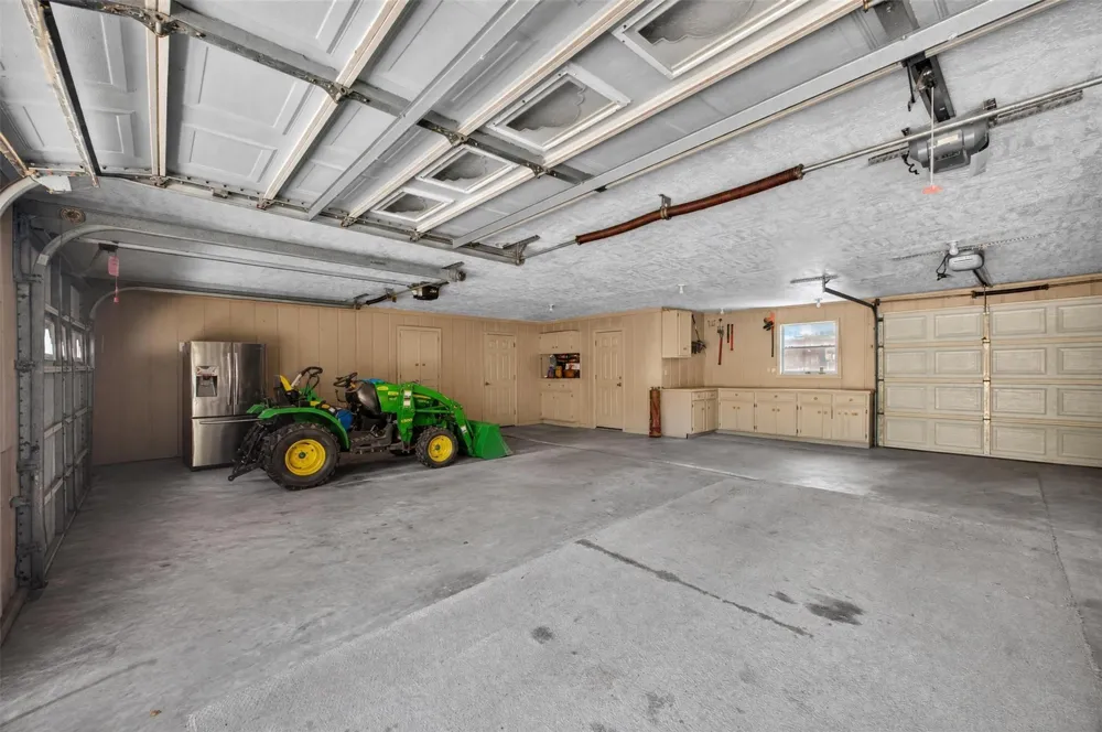 535 Evans Street Winnie, TX 77665