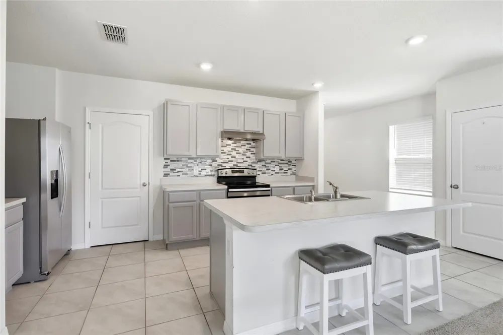 6724 HUNTLEIGH HAMMOCK ROAD Harmony, FL 34773