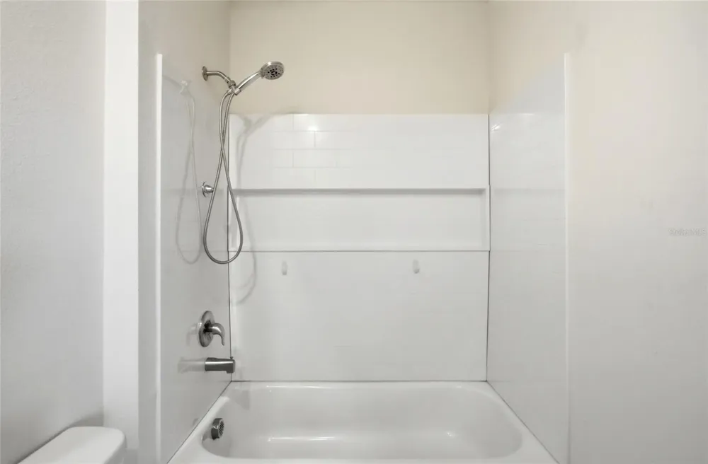 6724 HUNTLEIGH HAMMOCK ROAD Harmony, FL 34773