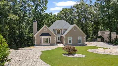 3395 Summit Trail
