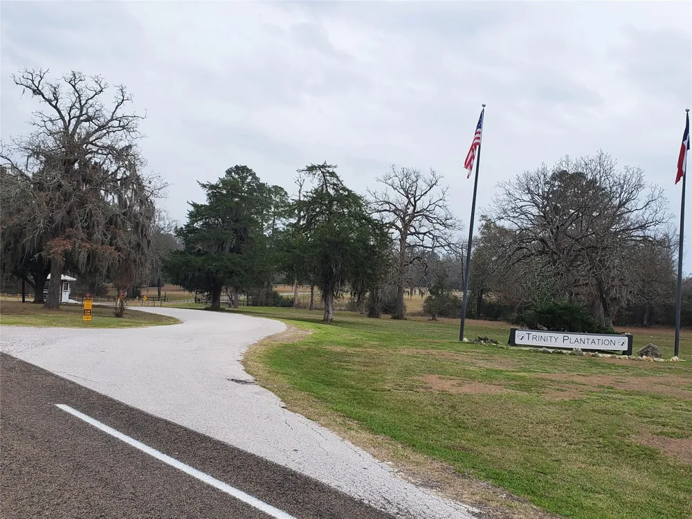 1 Oakley Road Road Trinity, TX 75862
