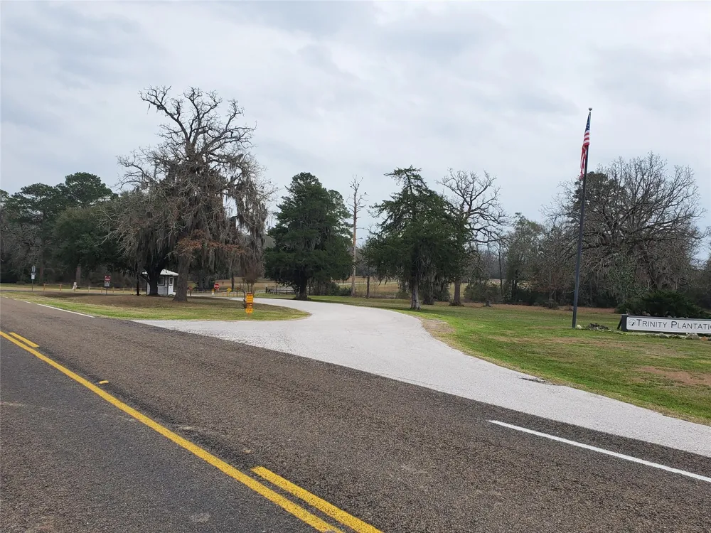 1 Oakley Road Road Trinity, TX 75862