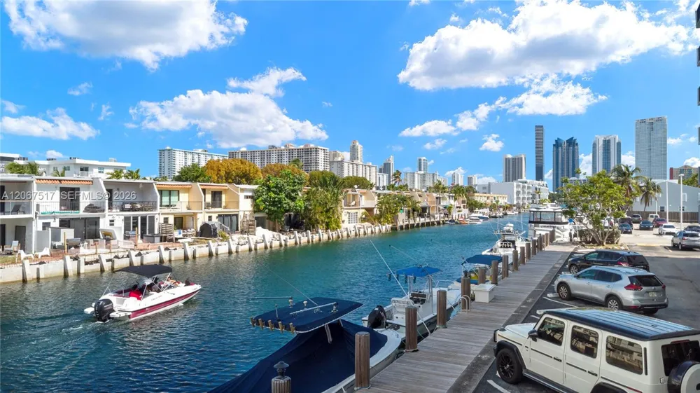 3703 NE 166th St #904 North Miami Beach, FL 33160